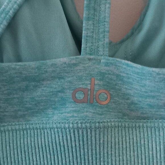 ALO turquoise sports bra - Picture 5 of 7